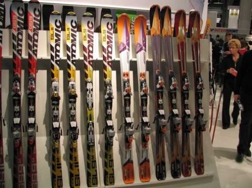 Kā pareizi izvēlēties slēpes